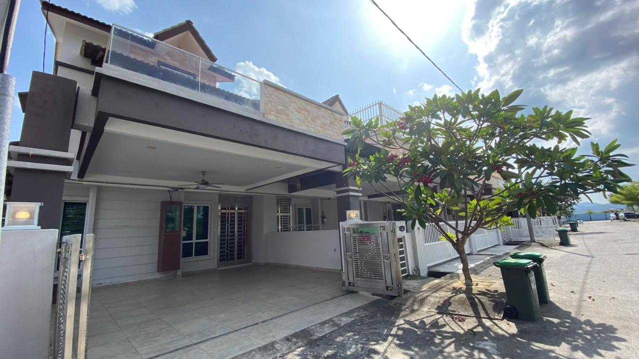Simfoni Families Suite Kuah Exterior foto